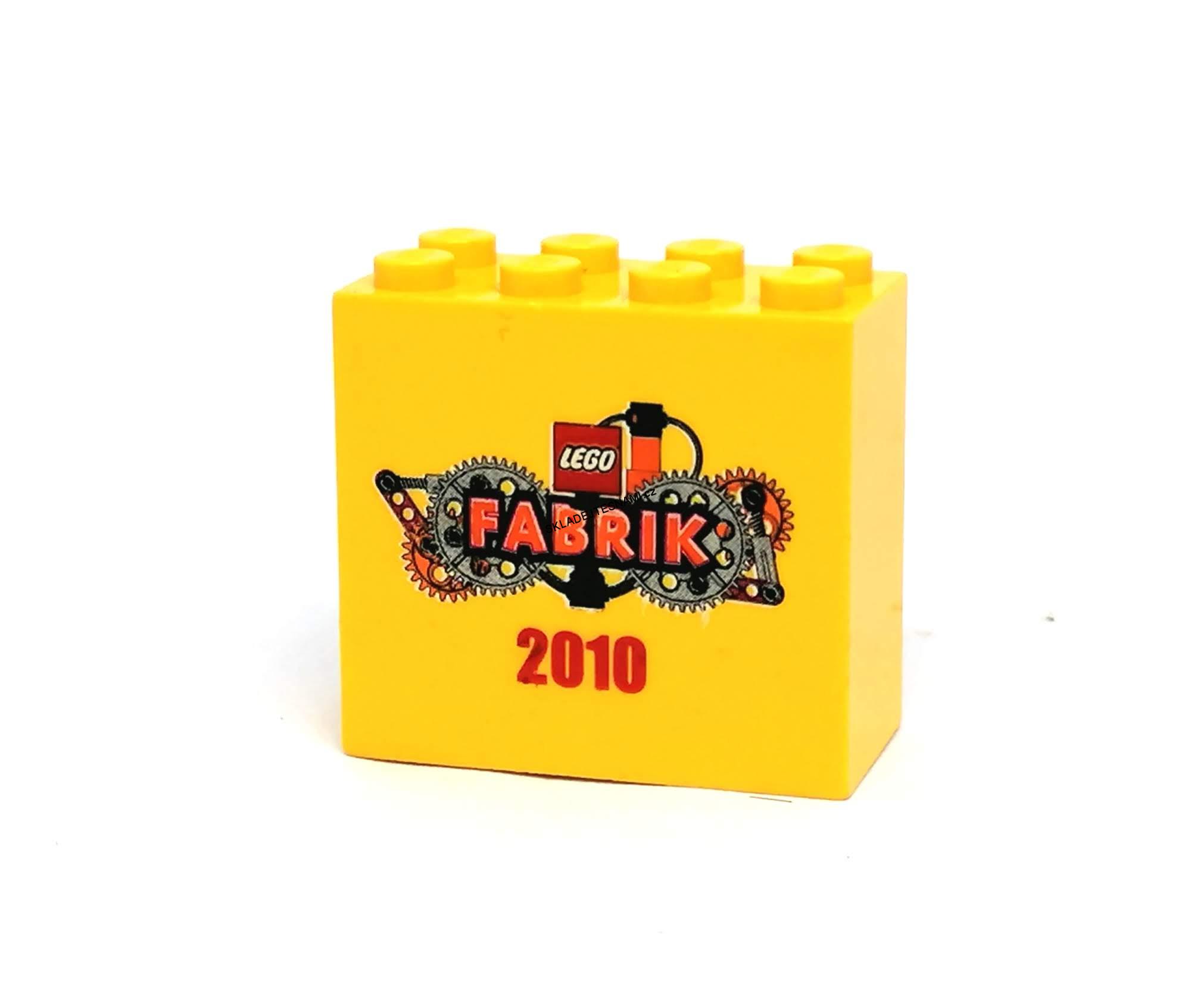 LH2119 LEGO HRANÁ KOSTKA S POTISKEM ŽLUTÁ VYSOKÁ 2X4 NOPKY FABRIK 2010 NEBO 2011
