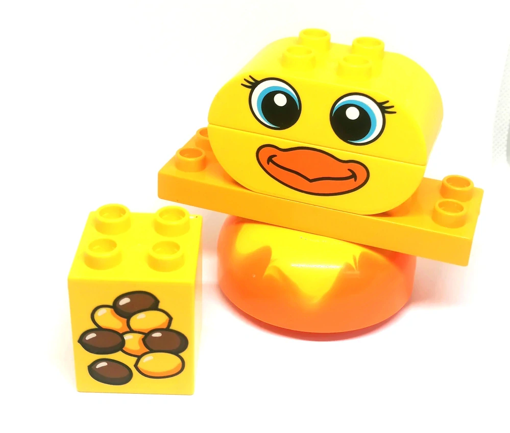 H673 DUPLO HRANÉ ZVÍŘÁTKO Z KOSTEK KUŘÁTKO SE ZRNÍM