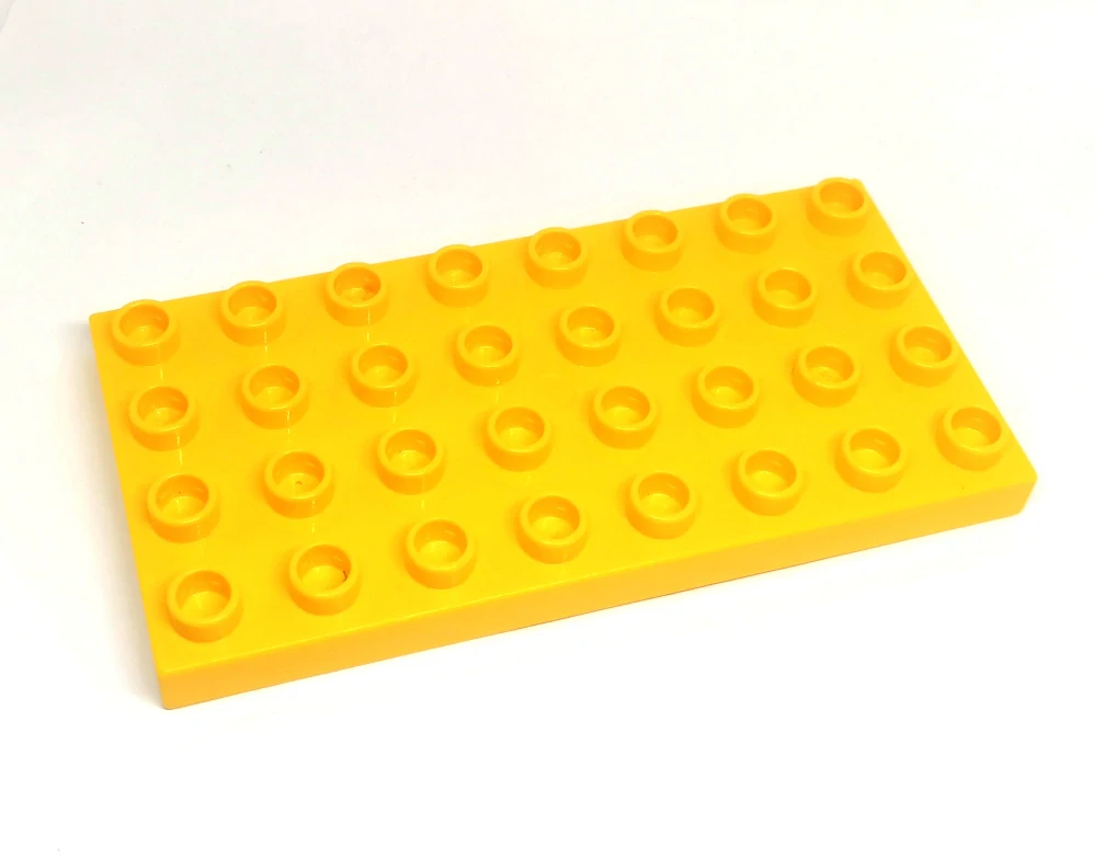 H682 DUPLO PODLOŽKA 4X8NOPKŮ ŽLUTÁ
