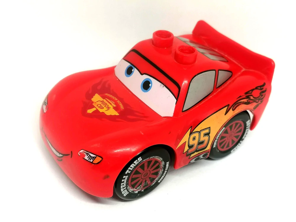 H880 DUPLO HRANÉ AUTO BLESK MCQUINN