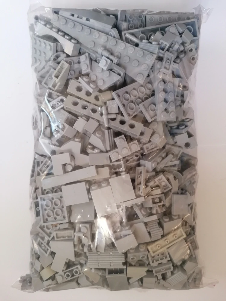 SCL444- HRANÉ LEGO MIX DÍLŮ SVĚTLÁ ŠEDÁ - VÁHA 800 GRAMŮ