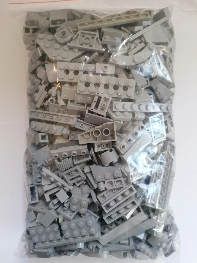 SCL446- HRANÉ LEGO MIX DÍLŮ SVĚTLÁ ŠEDÁ - VÁHA 800 GRAMŮ