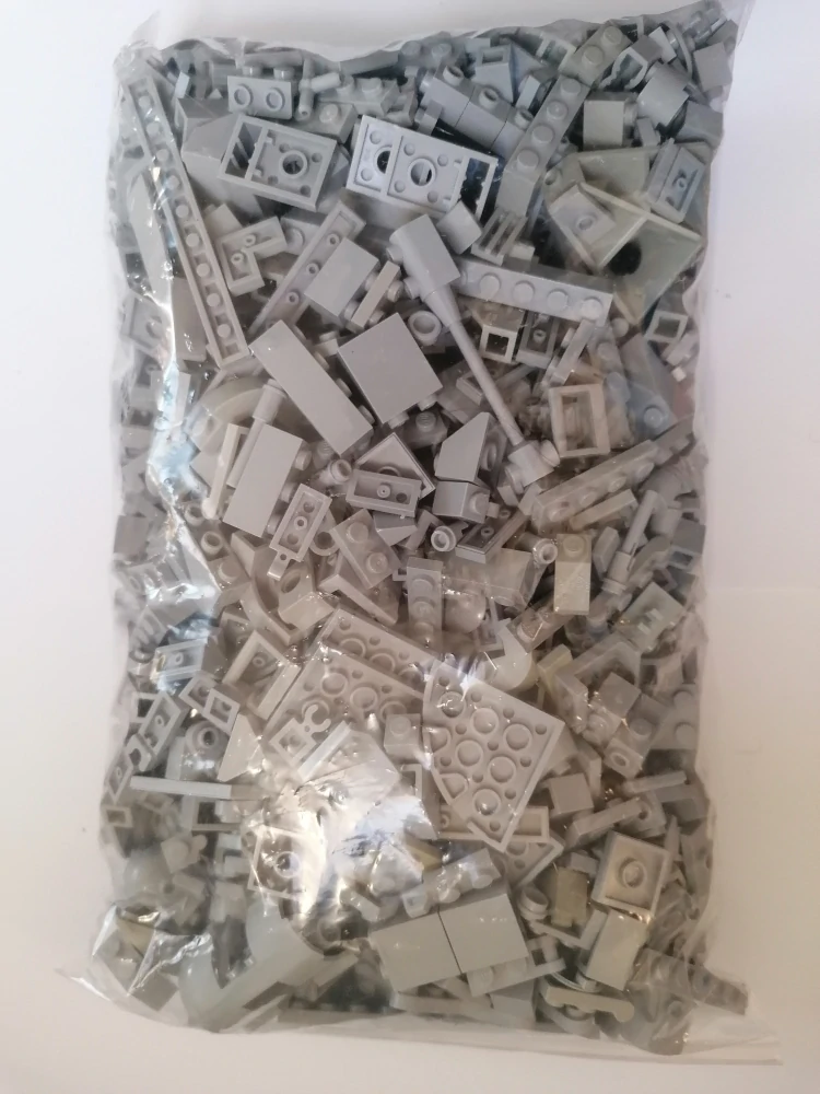 SCL447- HRANÉ LEGO MIX DÍLŮ SVĚTLÁ ŠEDÁ - VÁHA 800 GRAMŮ