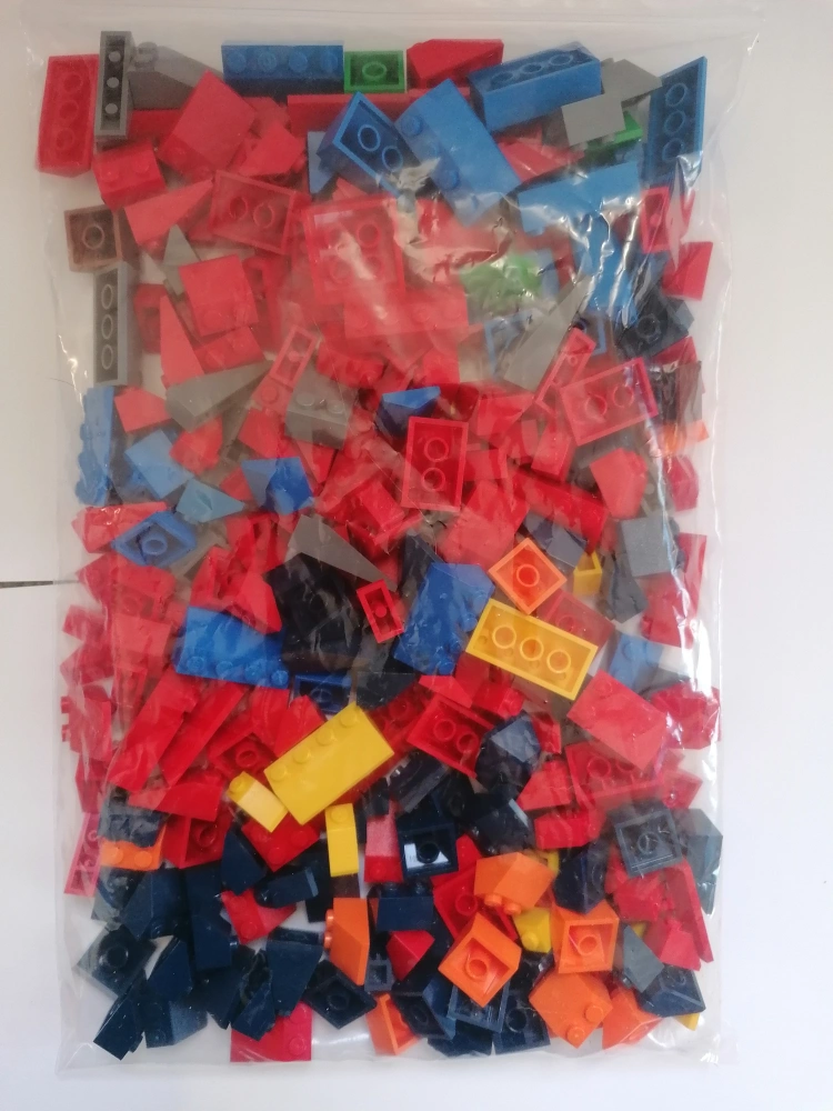 SCL450- HRANÉ LEGO MIX DÍLŮ STŘEŠNÍ TAŠKY MIX BAREV - VÁHA 250 GRAMŮ