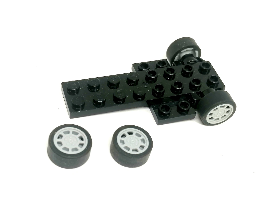 LH3197 LEGO HRANÝ PODVOZEK NA SETRVAČNÍK A 4 KOLA