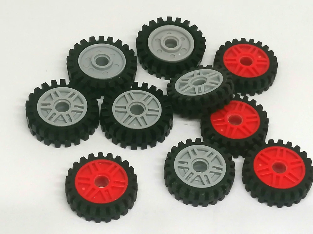 LH3222 LEGO HRANÁ SADA KOL 10 KS PRŮMĚR 23 MM ŠEDÉ A ČERVENÉ STŘEDY KOL VELKÝ KOLÍK