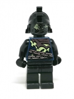 LH1327 LEGO HRANÁ MINIFIGURKA NINJAGO ČERNÁ S ŘETĚZEM NA TRUPU