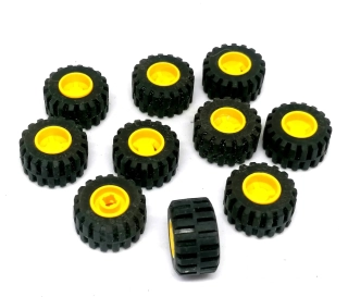 LH2813 LEGO HRANÁ MENŠÍ KOLA PRŮMĚR 2 CM HRUBÁ GUMA 10 KS ŽLUTÝ STŘED