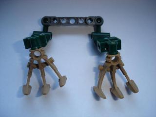 LH561 LEGO HRANÉ DVA PÁRY NOHOU