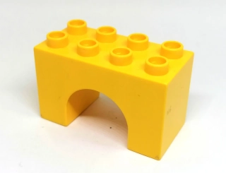 H615 DUPLO HRANÝ ŽLUTÝ STOLEČEK OBLOUK