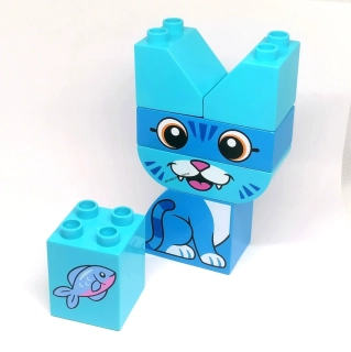 H674 DUPLO HRANÉ ZVÍŘÁTKO Z KOSTEK KOČÍČKA S RYBOU