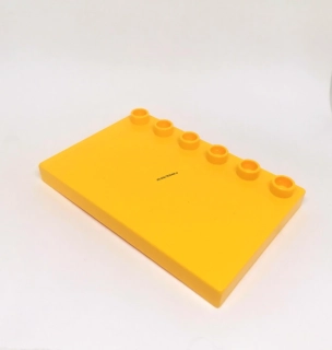 H831 DUPLO HRANÁ DESTIČKA ŽLUTÁ 6X4 NOPKY PLOCHÁ