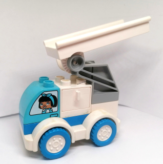 H1099 DUPLO HRANÉ AUTÍČKO MINI S VÝSUVNÝM ŽEBŘÍKEM
