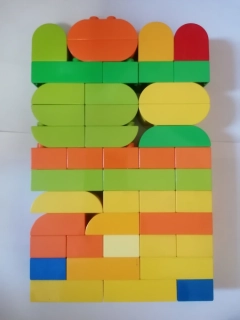 BALÍČEK DH135-HRANÉ DUPLO KOSTKY 400 GRAMŮ